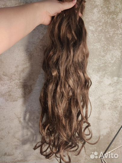 Волосы на заколках искусственные