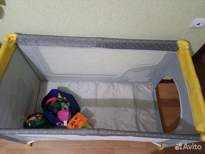 Детская кровать манеж