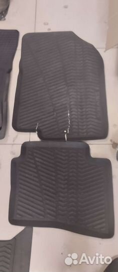 Коврики резиновые на Хонда солярис