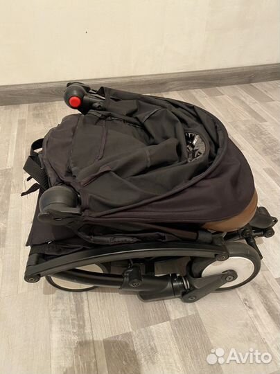 Прогулочная коляска yoya