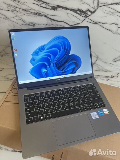 Huawei MateBook D14 Core i5-1240P/8/512