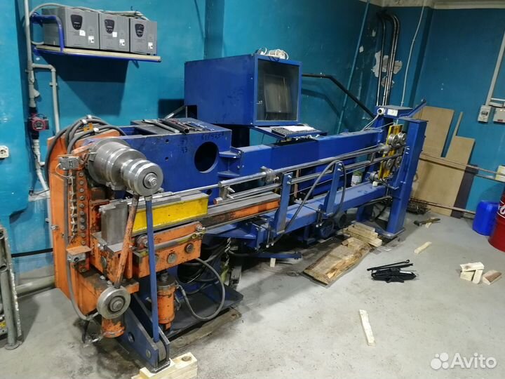 Трубогибочный станок чпу с к-м гибочных роликов