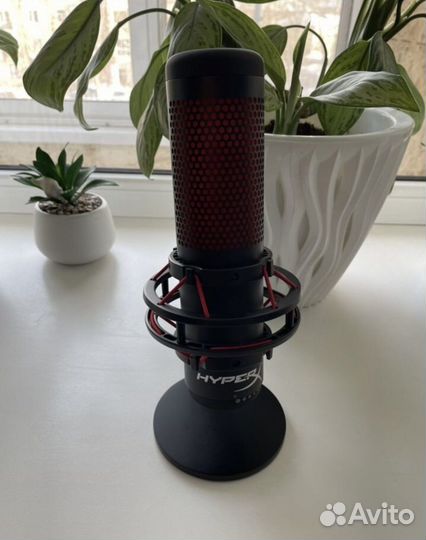 Микрофон HyperX Quadcast