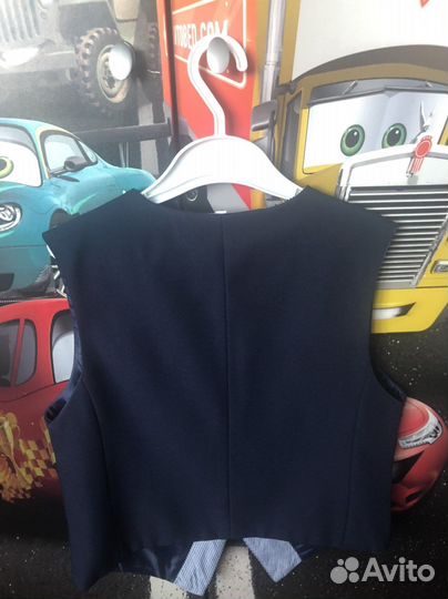 Школьная жилетка