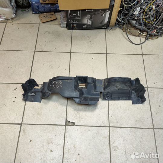 Дефлектор рад-ра верх Mitsubishi ASX Ориг