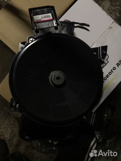 Сабвуфер Ауди а8 д3 с8 4е