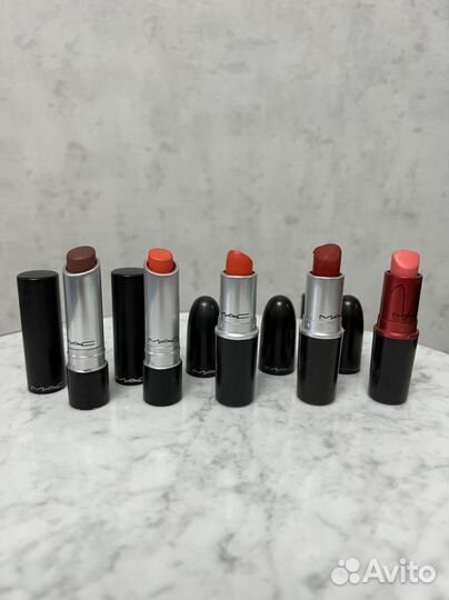 Помады MAC