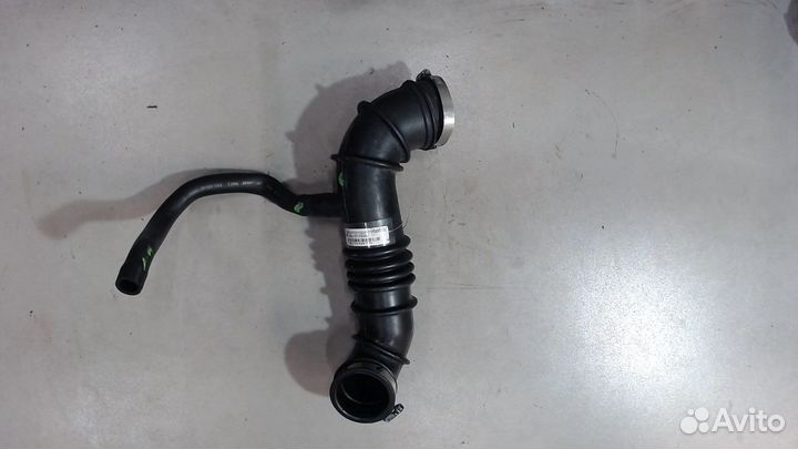 Патрубок воздушного фильтра Jeep Liberty, 2003