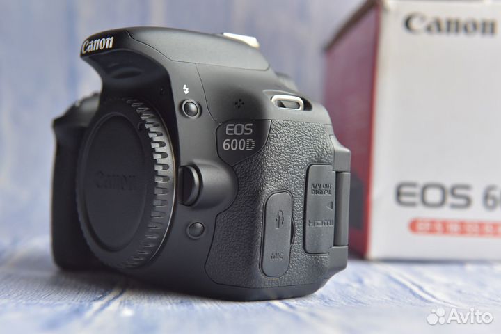 Canon 600D body 8тыс. кадров коробочный