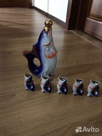 Сервиз (графин, стопки) Рыбки СССР новый