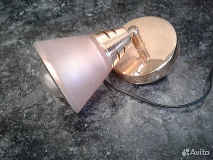 Настенный светильник бра