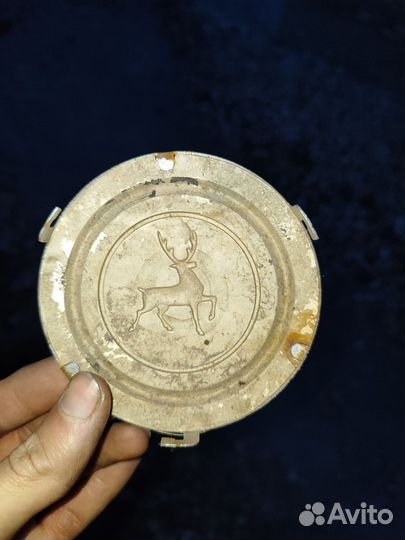 Эмблема Газ 21