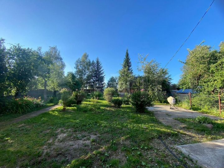 Дом 300 м² на участке 12 сот.