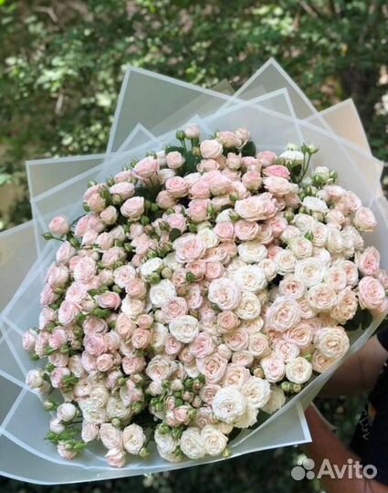 Пионовидная роза букеты