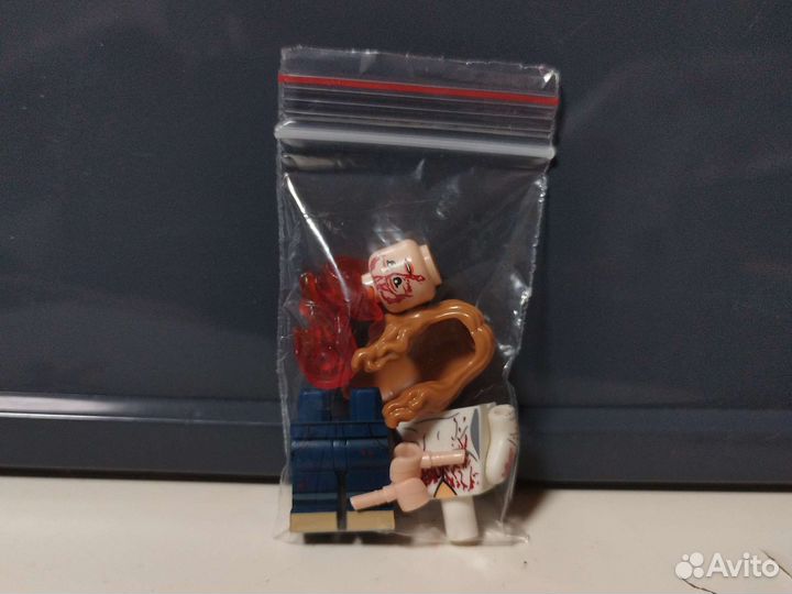 Lego фигурка алая ведьма