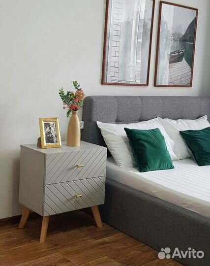 Тумба с ящиками