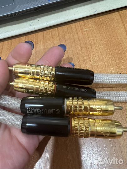 Кабель межблочный Tara Labs RSC Vector 2