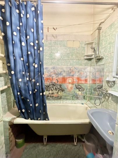 2-к. квартира, 57 м², 4/5 эт.