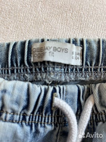 Джинсы для мальчика 104