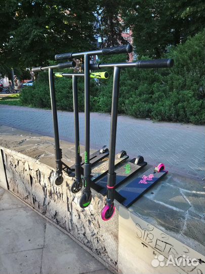 Трюковой самокат