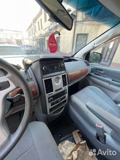 Запчасти на chrysler гранд voyager
