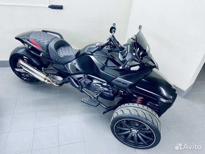 Трицикл Brp Can-Am Spyder custom
