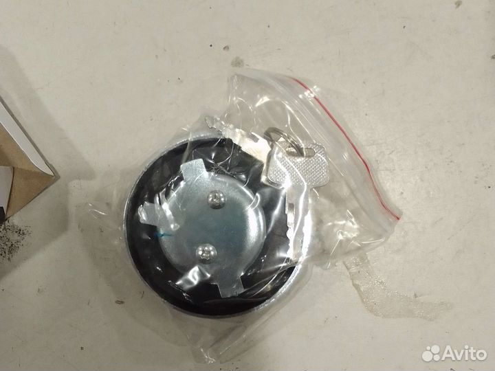 Крышка бензобака газель 2705 с ключом волга