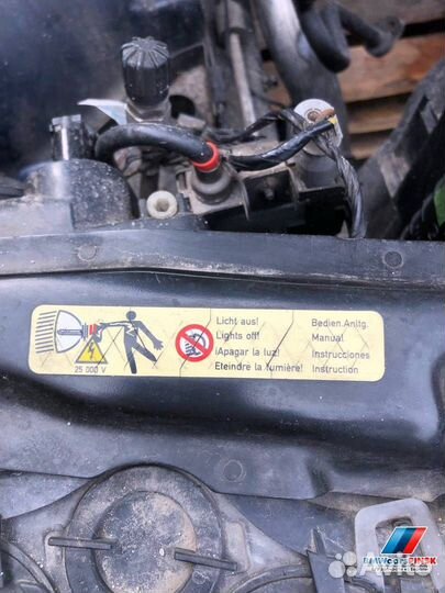 Передняя панель (телевизор) BMW 5 E39 1999