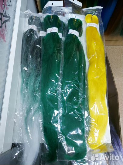 Кудри Ариэль рыжий и канекалон