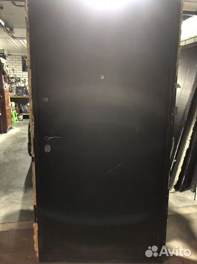 Дверь входная дверидоф, теплая