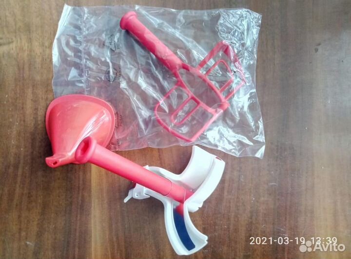 Кухонный комбайн 