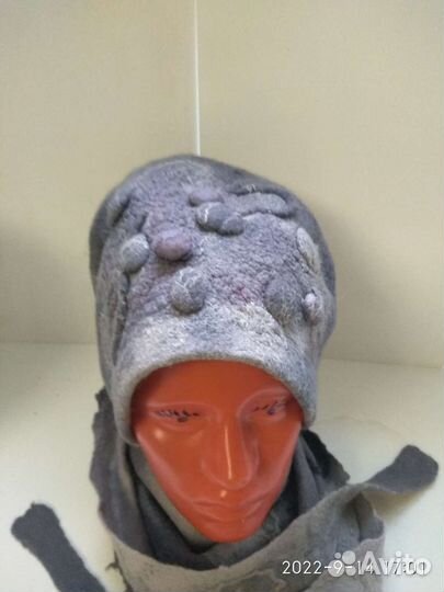 Шапки женские валяные