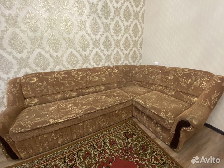 Угловой диван