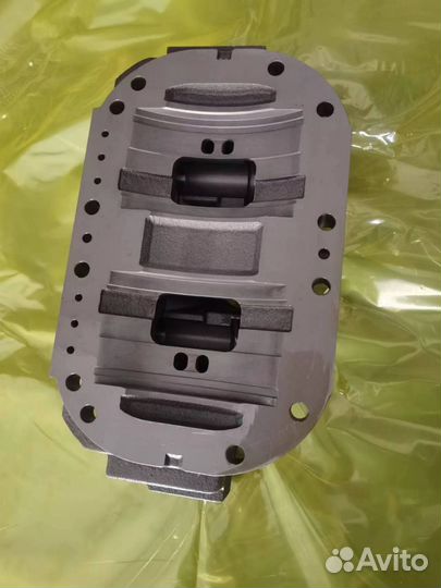 Крышка поворотная плита HPV118 Hitachi