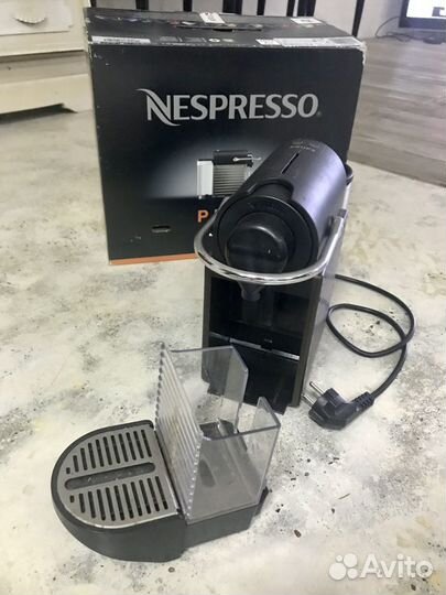 Кофемашина капсульная Krups Nespresso XN890810