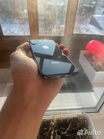 iPhone X, 64 ГБ