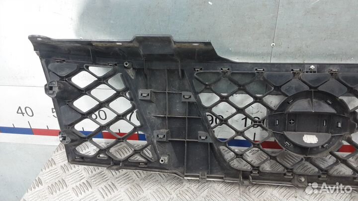 Решетка радиатора Nissan Pathfinder (2004-2009)