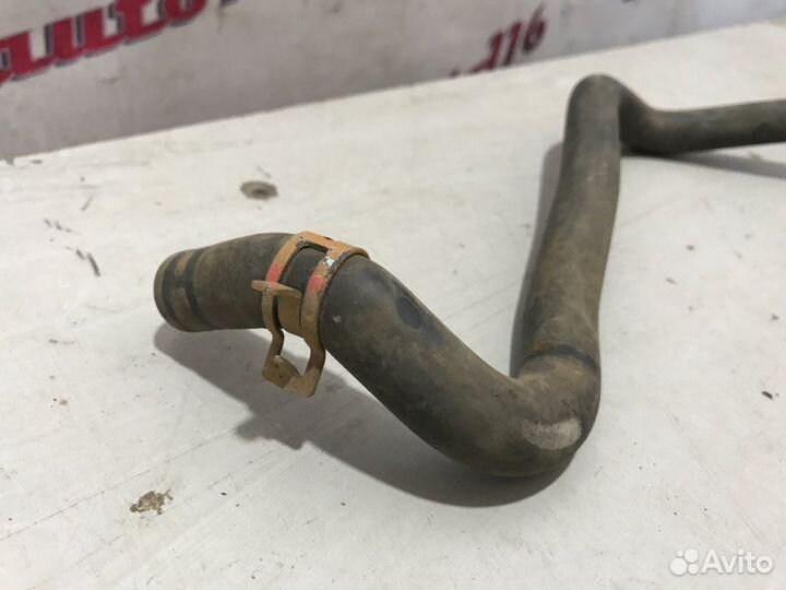 Патрубок системы охлаждения Renault Duster 1