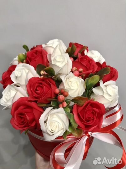 Цветочные букеты из мыльных роз