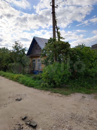 Дом 20 м² на участке 5 сот.