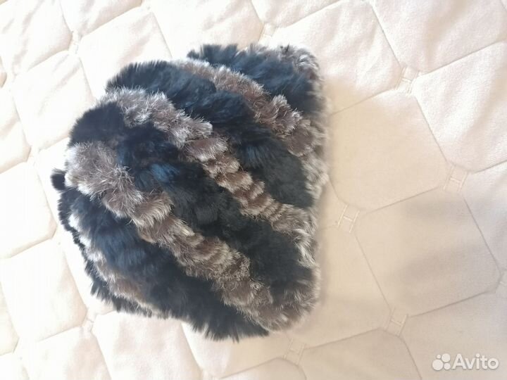 Шапка женская вязаная