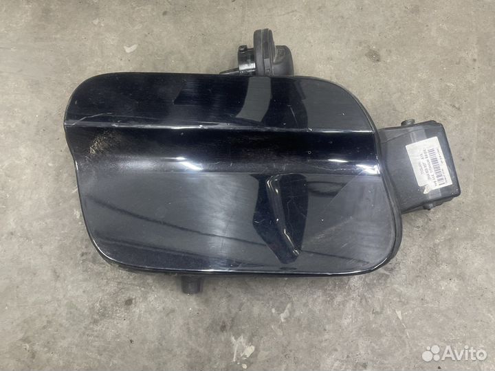 Лючок бензобака Volkswagen Tiguan 2