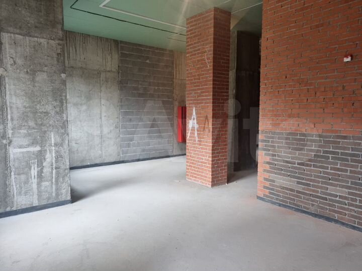 Двухстороннее помещение 86,3 м2