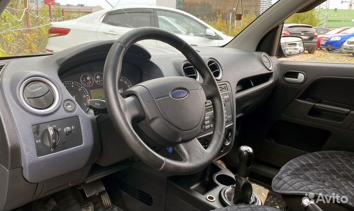 Ford Fusion 1.6 МТ, 2008, 254 000 км