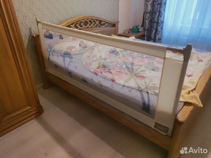 Защитный барьер для детей на кровать