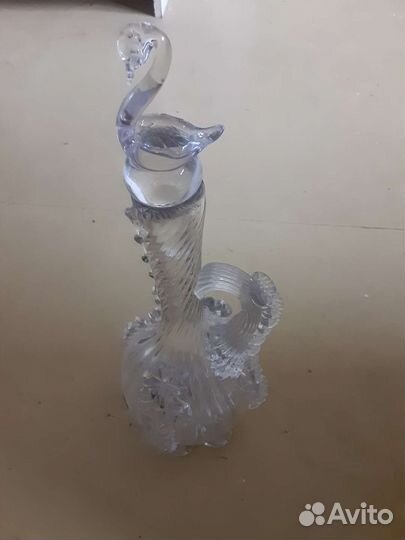 Подносы и графин