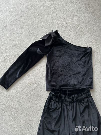 Zara бархатный костюм р134