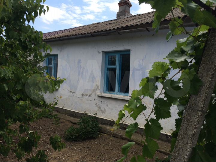 республика крым, р-н бахчисарайский, с брянское. с. бахчисарай, ул. шевченко. крым бахчесарай 7 микрорайон.