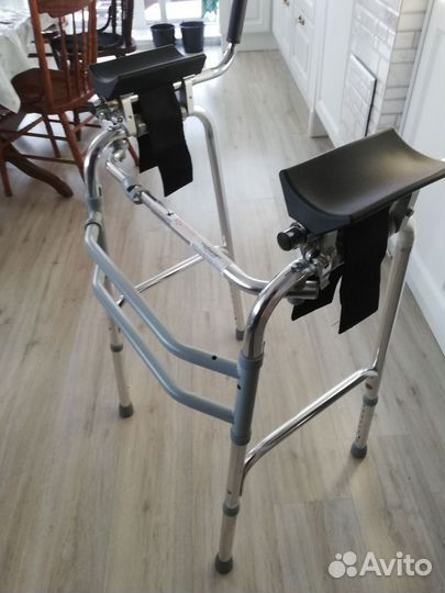 Ходунки для инвалидов