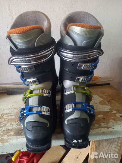 Горнолыжные ботинки р.38-39